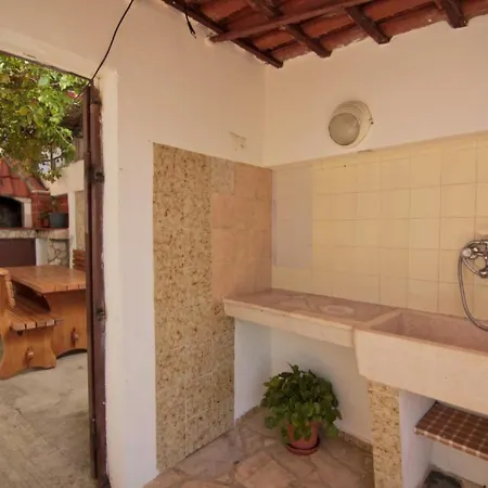 Apartament Maya 1 *